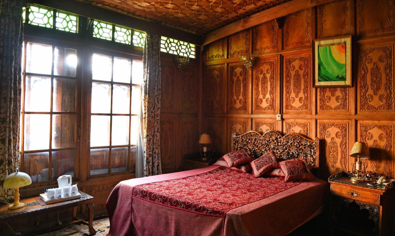 De Laila House Boat By Sterling Hotel Srinagar  Exterior photo